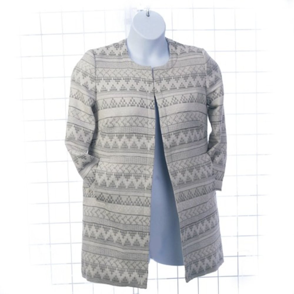 Ivanka Trump Top Coat White Gray Jacket  Size 8
